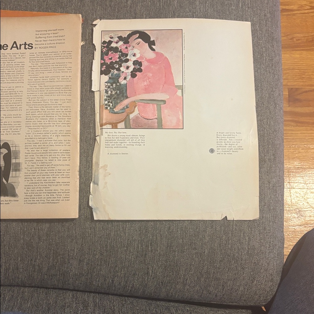 Look  Beatles John Lennon January 9, 1968 Vibrant Red and Yellow Cover - Picture 10 of 10